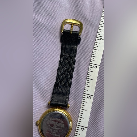 Fossil Vintage & Rare Gold-Tone Women’s Watch - Picture 9 of 13
